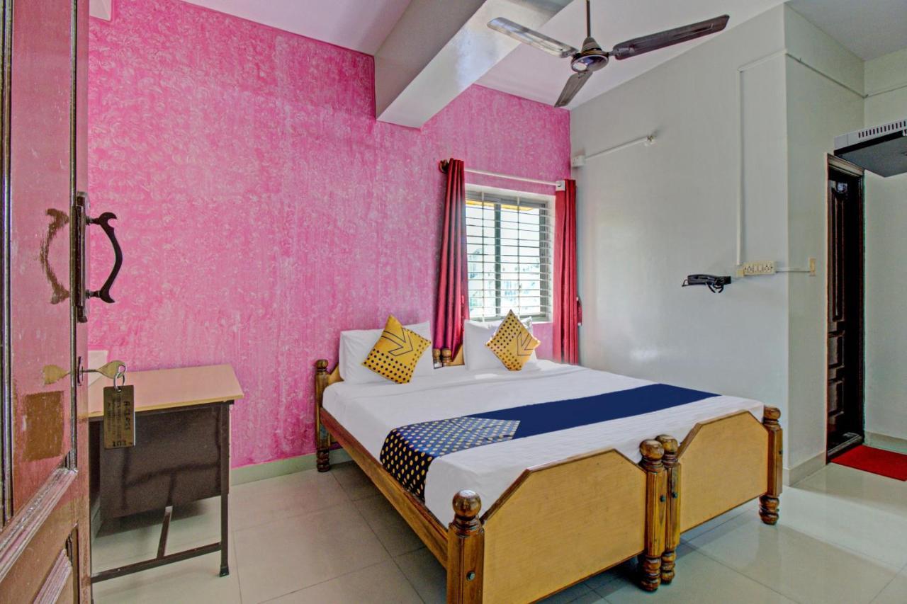 Spot On A Class Suites Near Hare Krishna Hill Bangalore Extérieur photo