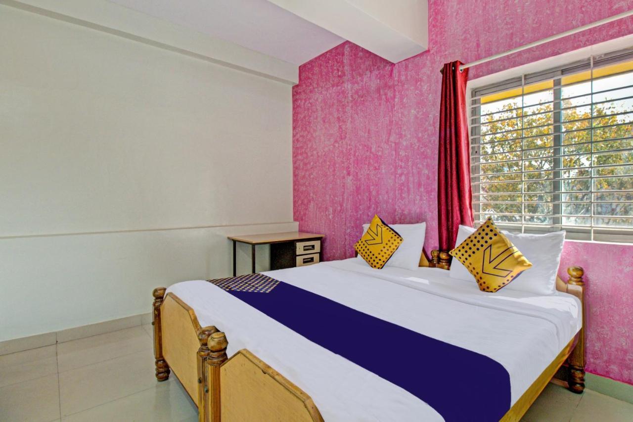 Spot On A Class Suites Near Hare Krishna Hill Bangalore Extérieur photo